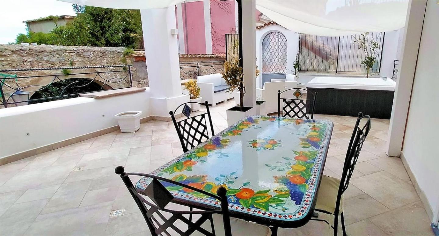 Ravello Vingius Suite Экстерьер фото